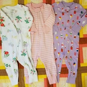 Hanna Andersson girl pajamas, lot of 3 size 70